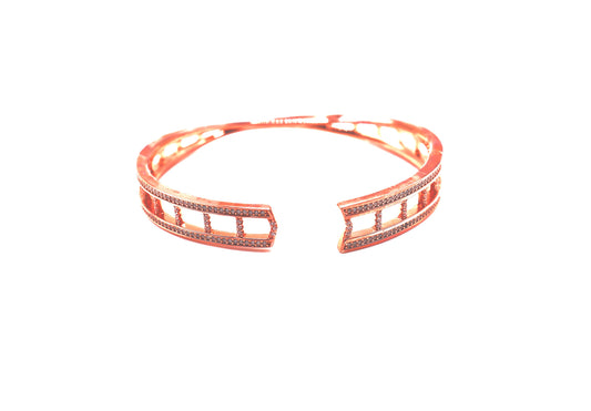 Endless Loop Ladder Open Bangle